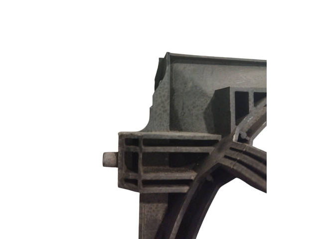 Вентилятор радиатора         Subaru Forester SH 