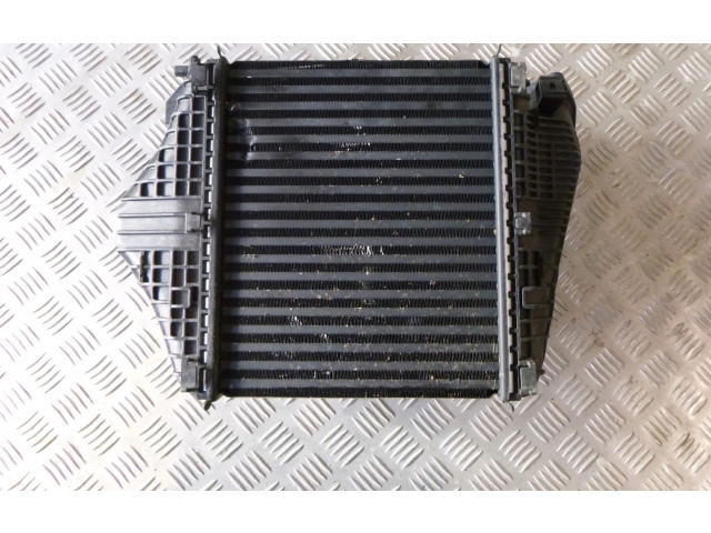 Интеркулер Audi Q8