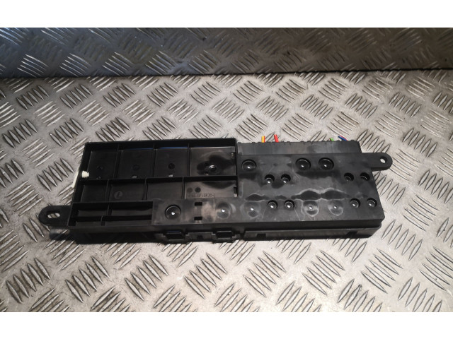 Блок предохранителей Jaguar XJ X351