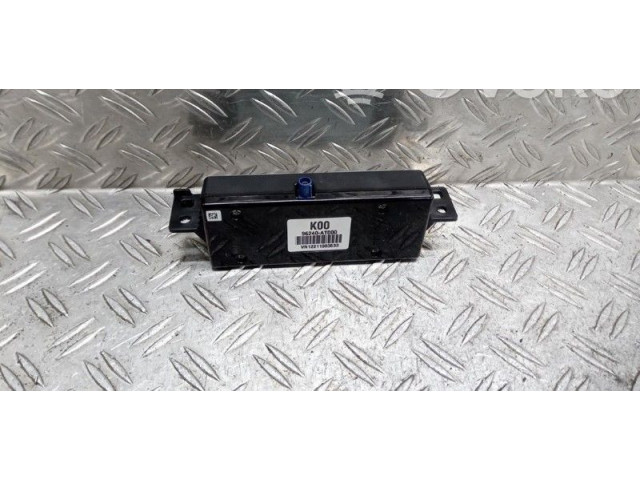 Блок управления 96240AT000, 96240AT000   KIA Niro