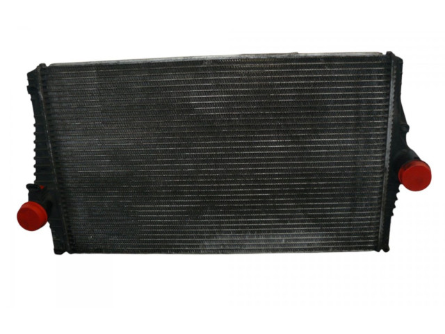 Интеркулер 989581K, 30748808 Volvo XC90