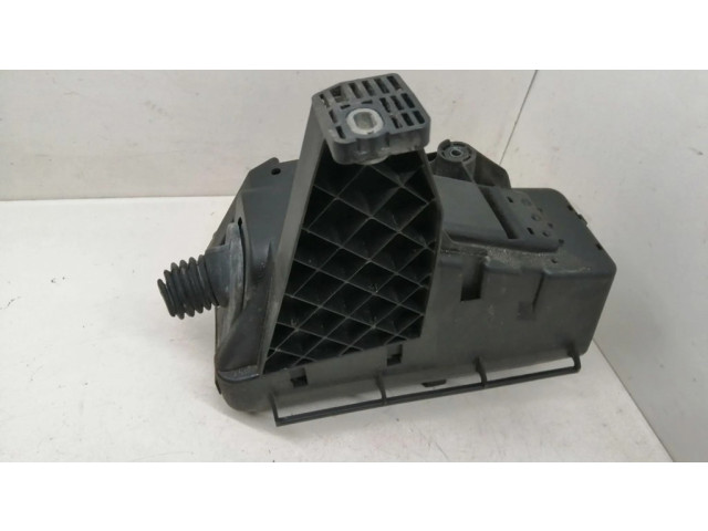 Pojistková skříňka 30797010 Volvo XC70 2007