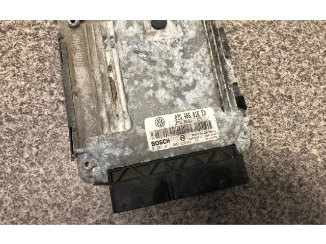 Блок управления двигателем Блок управления 03G906016FM Volkswagen Jetta V