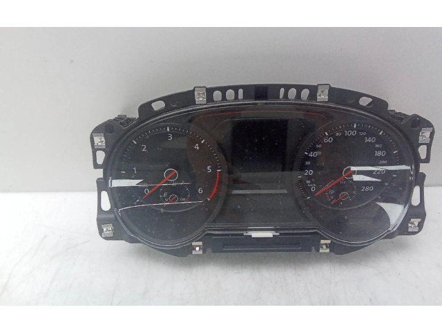 Панель приборов 5G1920757B   Volkswagen Golf VII       