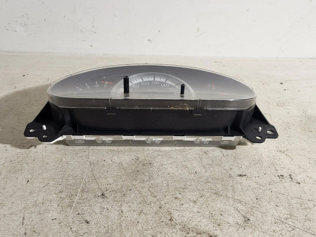 Přístrojová deska Mazda 5 2005 028555435