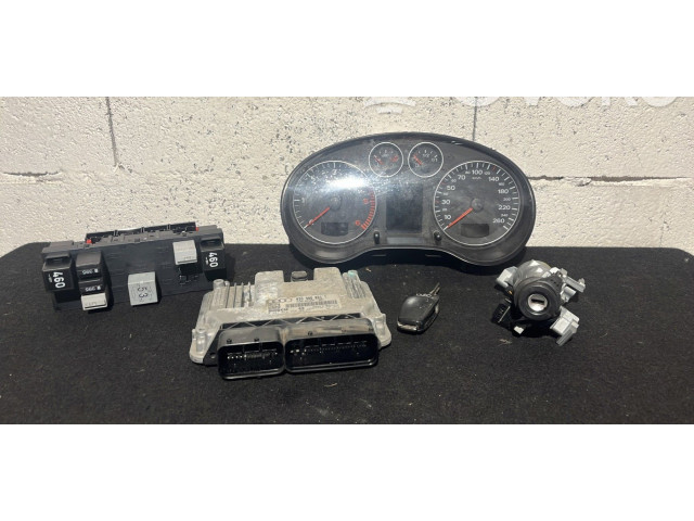 Комплект блоков управления Audi A3 S3 A3 Sportback 8P