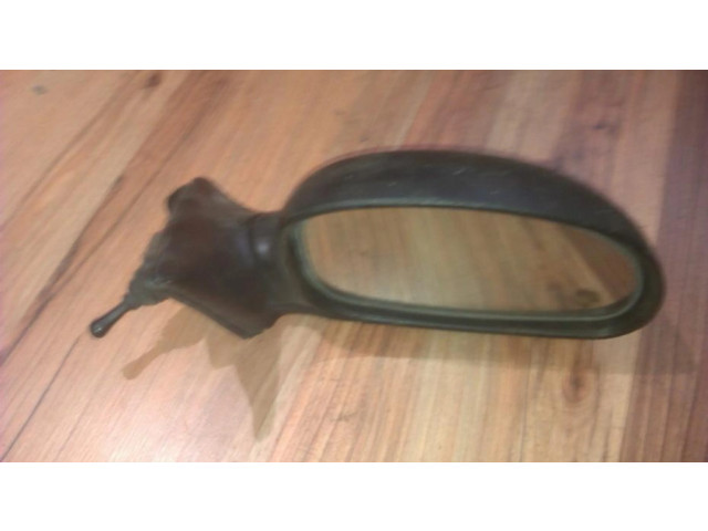 Zpětné zrcátko pravé Hyundai Lantra II 1996 E13014021