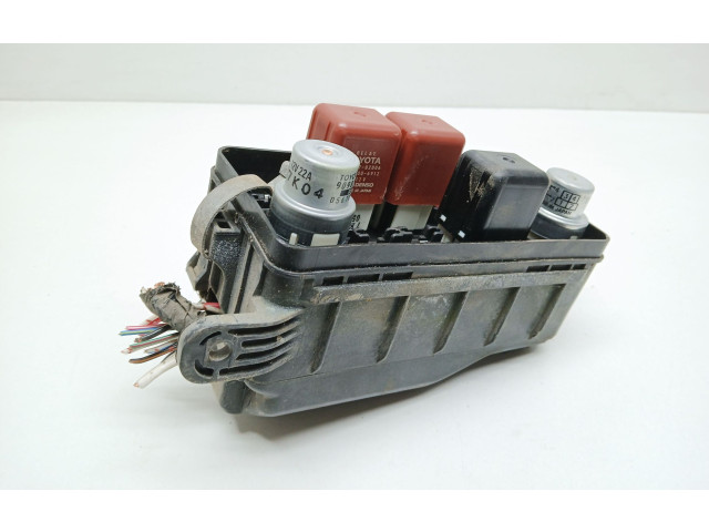 Pojistková skříňka Toyota Corolla E90 1990