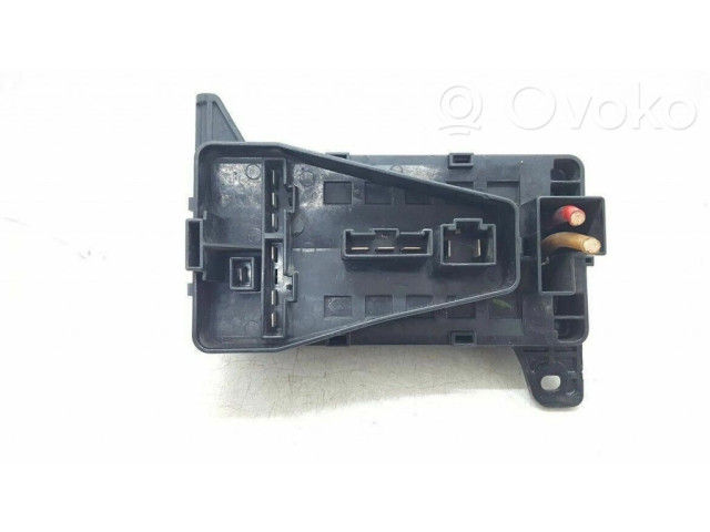 Блок предохранителей YQE102830 Rover 214 - 216 - 220