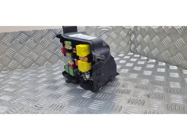 Блок предохранителей  9671924480   Peugeot 2008 I    