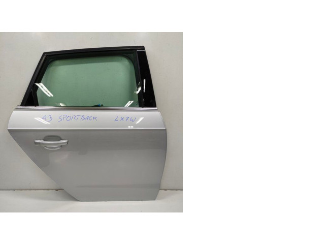 Задняя дверь