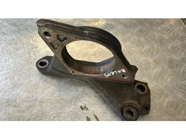 Кронштейн подвесного подшипника полуоси