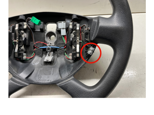 Руль Renault Trafic II (X83)  2002 - 2014 года 8200968347, 93863603      