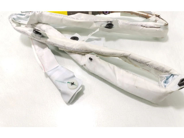 Боковая подушка безопасности 8P4880741J   Audi A3 S3 8P