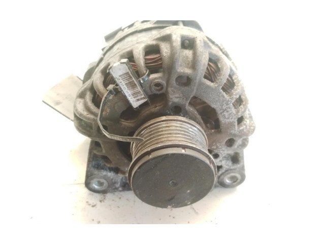 Генератор 231002949R Dacia Sandero