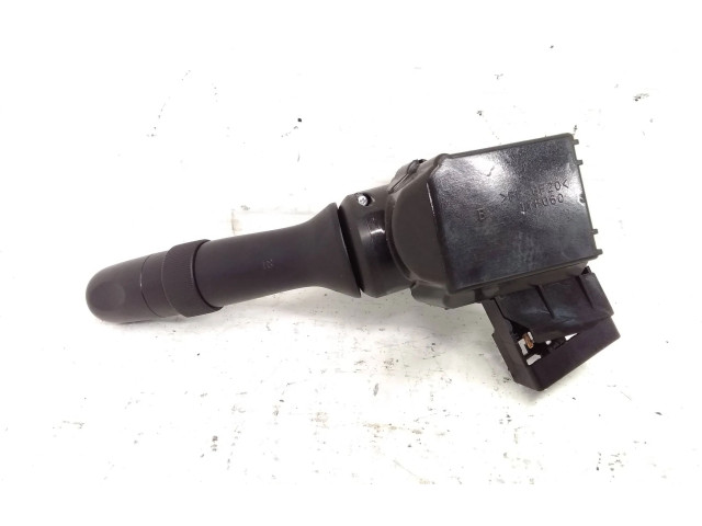 Ручка стеклоочистителей 7601017J003 Lexus CT 200H