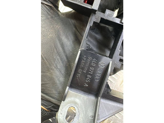   Pojistková skříňka 4L0971845A   Audi Q7 4L 2014