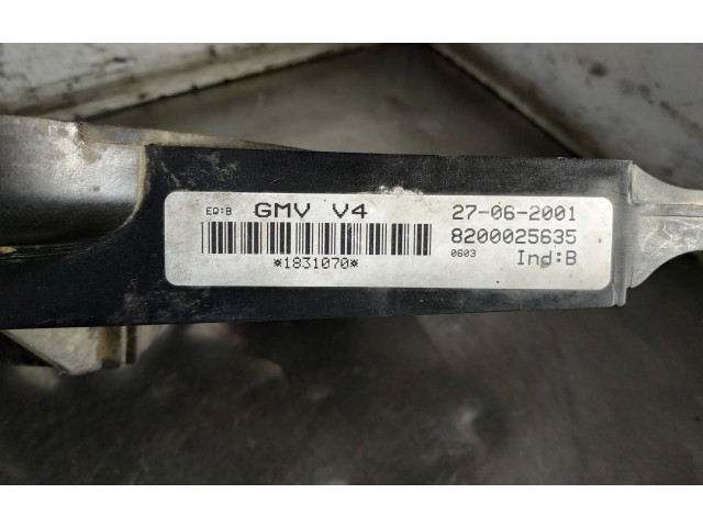 Вентилятор радиатора 8200025635 Citroen Berlingo 1.9