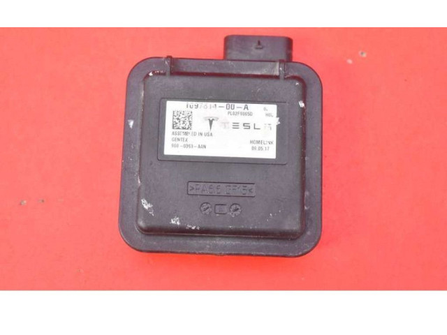 Řídící jednotka 1097814-00-A, 1097814-00-A Tesla Model S 2019