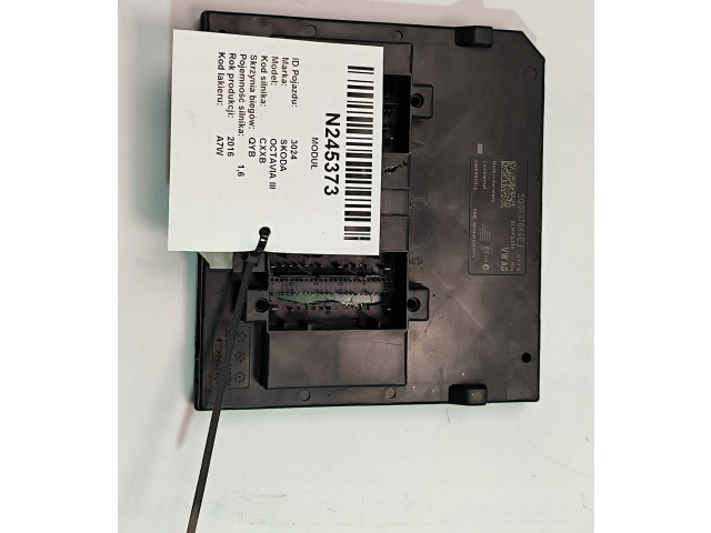 Блок комфорта 5Q0937084CJ Skoda Octavia Mk3 (5E)