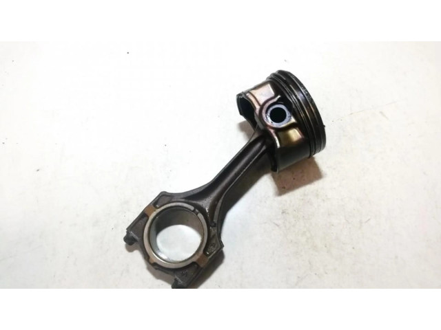 Píst BMW X5 E53 pro benzínový motor 3.0