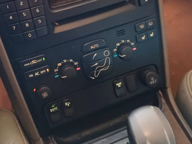 Блок управления климат-контролем 8682735, 9S43898   Volvo XC90
