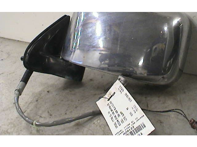 Зеркало электрическое Nissan Navara D22 1997 - 2004 года