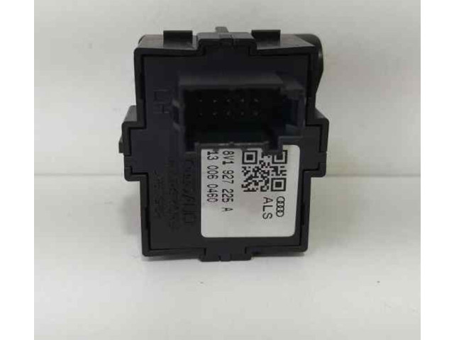 Интеркулер  8V1927225A, 87156   Audi A3 S3 8V 