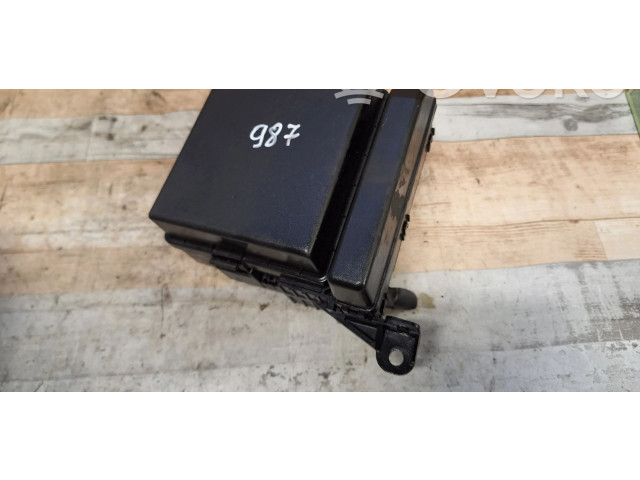 Блок предохранителей 1106000030 Mitsubishi Outlander