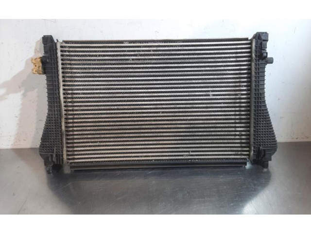 Интеркулер  5Q0145803R   Volkswagen Golf VII 