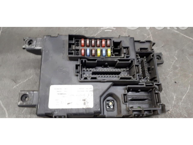 Блок предохранителей 00517817580 Fiat Grande Punto