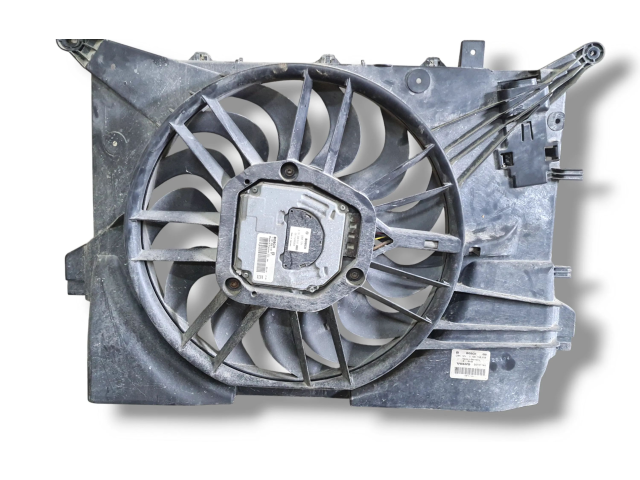 Электрический вентилятор радиаторов       Volvo V70  2005 - 2008 года   