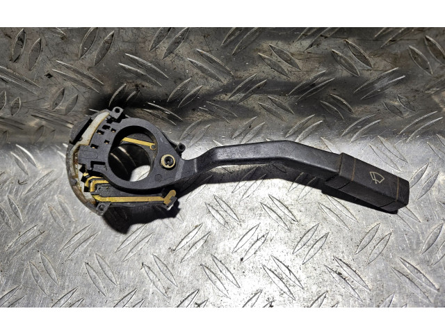 Ручка стеклоочистителей 811953503C Audi 80 90 B2