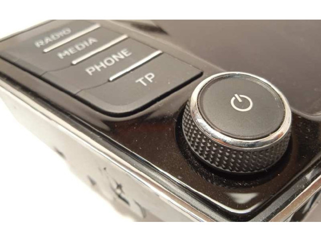 Дисплей 6V0919604B Skoda Fabia Mk3 (NJ)