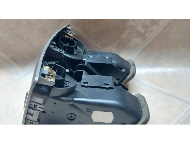 Центральная воздушная решётка