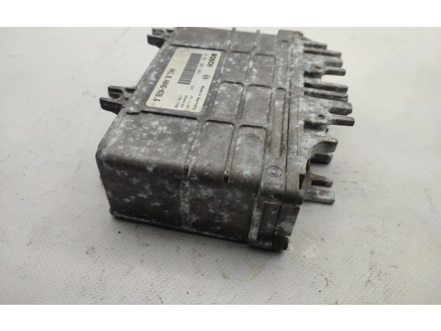 Řídící jednotka 0261203964, 17361708   Skoda Felicia I 1996