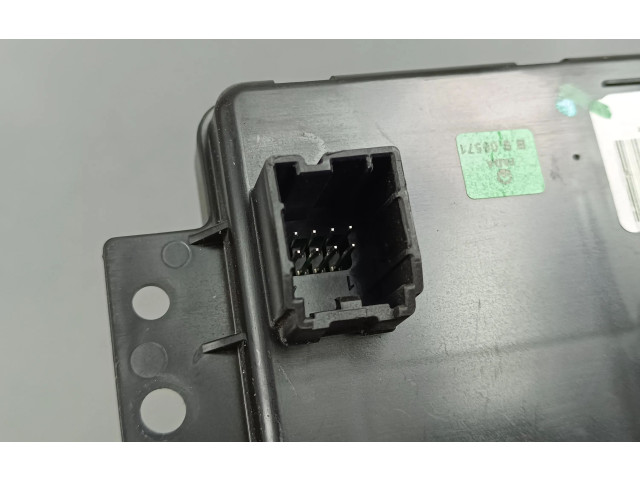 Блок управления 00521395250   Jeep Renegade