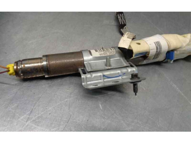 Надувная подушка для передней двери 30780732    Volvo C30