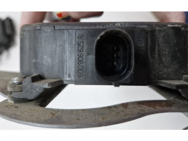 Другие блоки управления / модули 6Q0906625A Skoda Fabia Mk2 (5J)