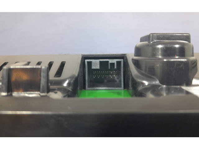 Přístrojová deska BMW M3 F80 2019 9842918, 9842918