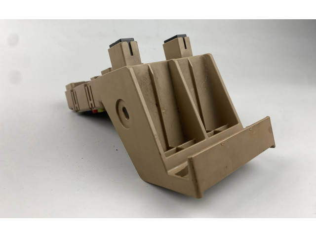 Блок предохранителей 82201FG010 Subaru Forester SH