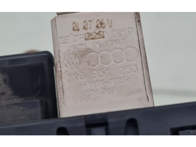 Блок комфорта 3C0937049E, 1K0951253A Volkswagen Golf Plus