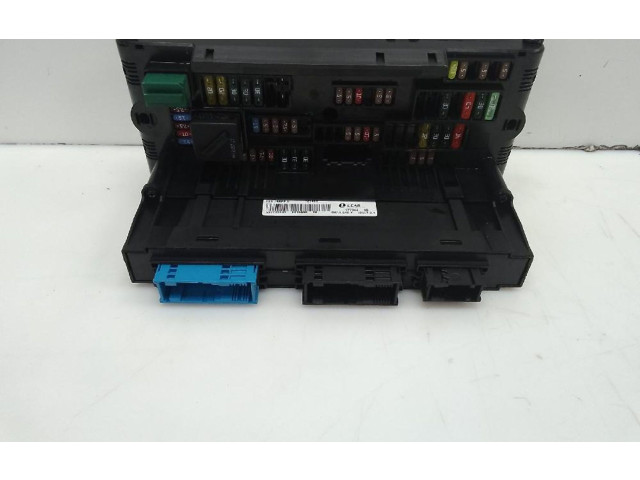 Блок предохранителей 527742f02   BMW X3 F25    