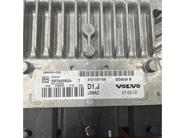 Блок управления двигателя 31211071AA, SID803AM Volvo C30