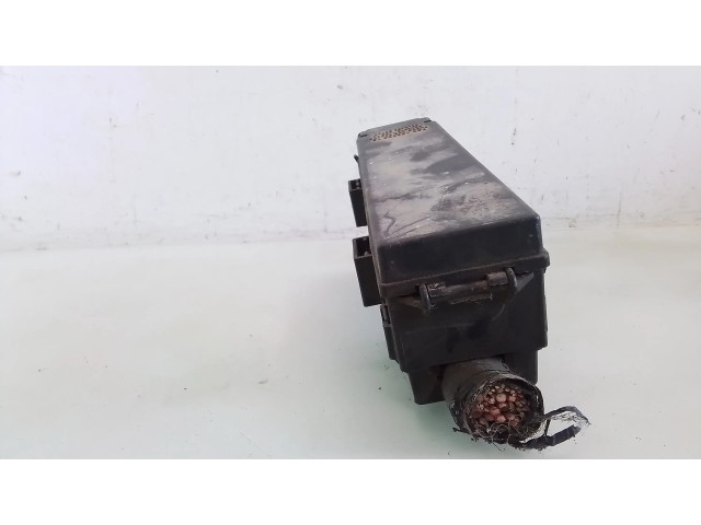 Блок предохранителей Jeep Grand Cherokee (WJ)