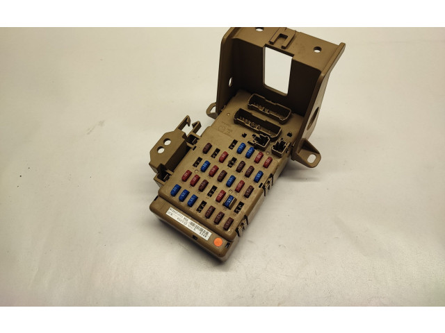   Pojistková skříňka 82201FJ211   Subaru XV 2016