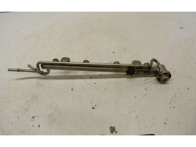 Топливная рампа Audi A3 S3 8L