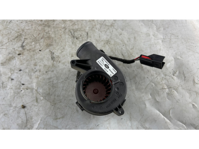 Другая деталь салона