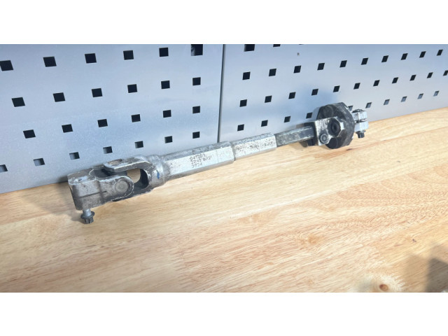 Крестовидная связь оси рулевого колеса