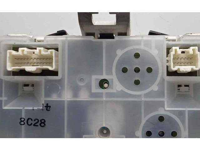 Přístrojová deska Mazda 2 2008 DF7855471A